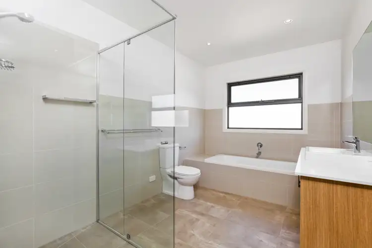Fifth view of Homely house listing, 18 Desmond Avenue, Highett VIC 3190