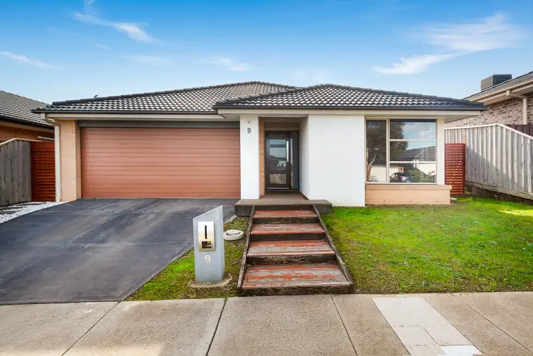 9 One Tree  Road, Doreen VIC 3754