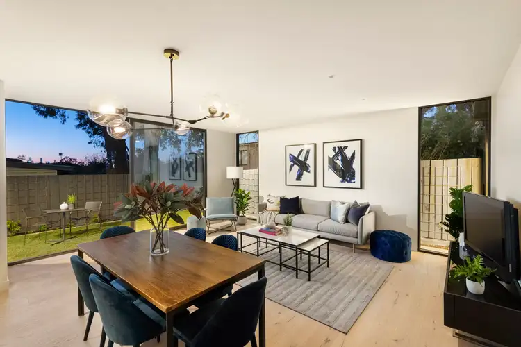 Second view of Homely house listing, 2/427 Tooronga Road, Hawthorn East VIC 3123