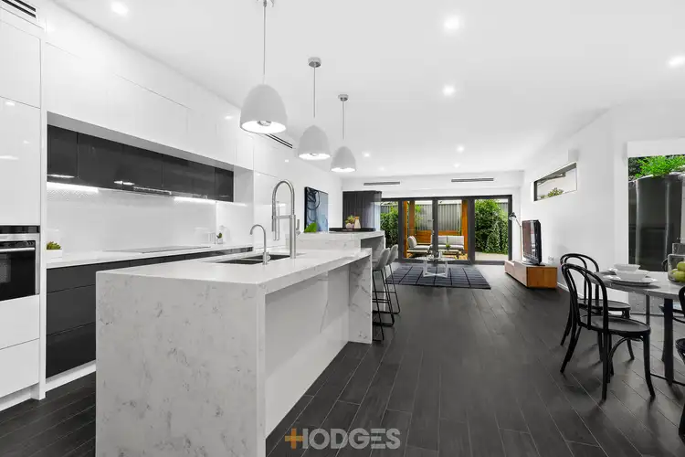 2/1 Liverpool Street, Rippleside VIC 3215