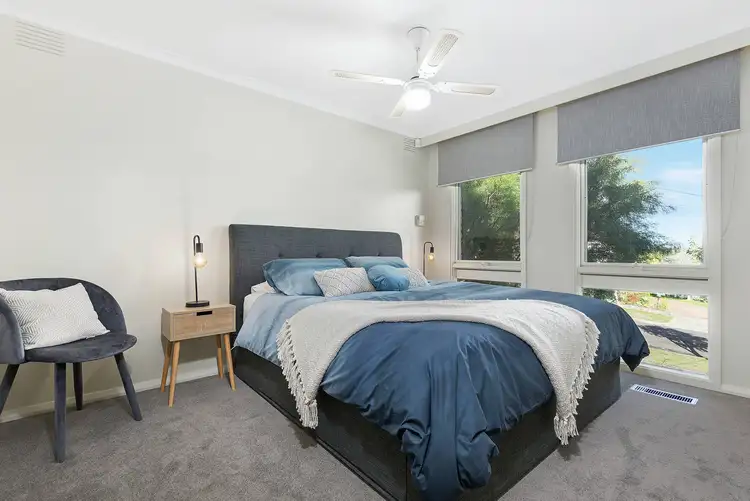 Fifth view of Homely house listing, 5 Foxglove Court, Viewbank VIC 3084