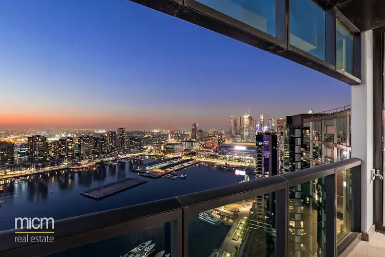 3002/9 Waterside Place, Docklands VIC 3008