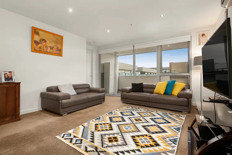 Third view of Homely apartment listing, 41/12 Crefden Street, Maidstone VIC 3012