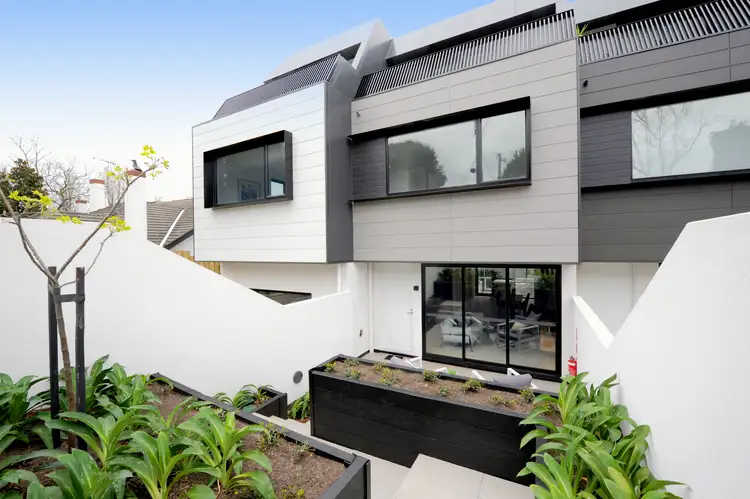 2/1781 Malvern Road, Glen Iris VIC 3146