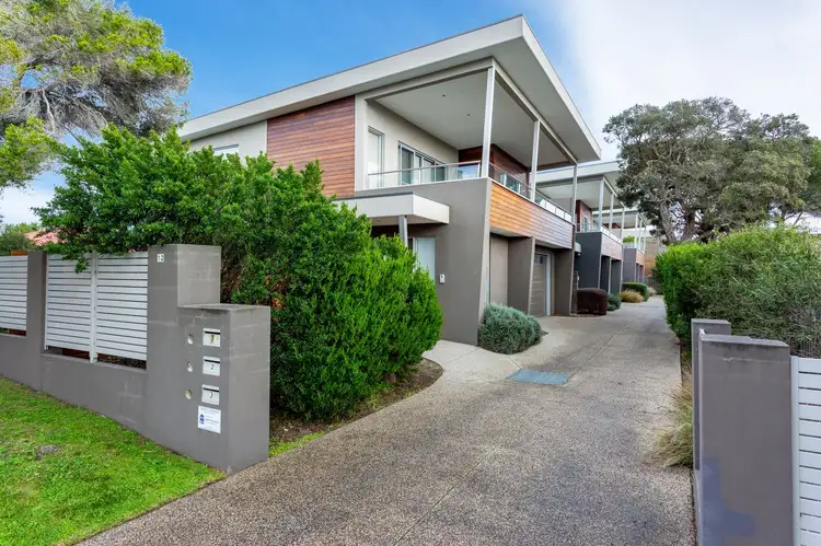 3/12 Ozone Street, Rye VIC 3941