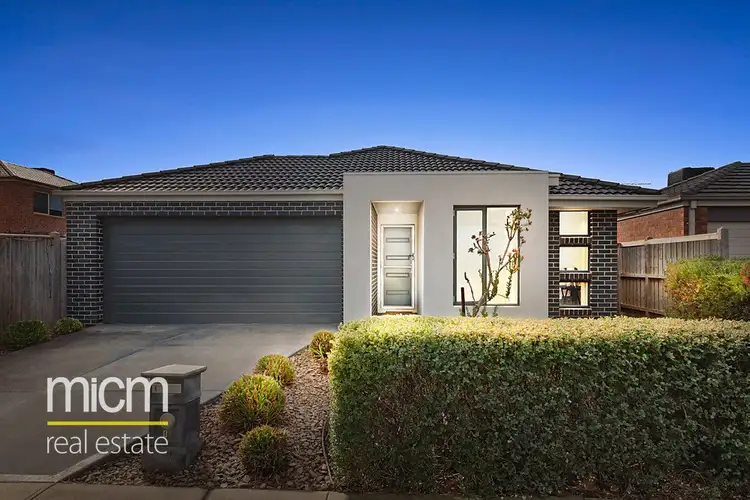 14 Adriatic Way, Point Cook VIC 3030