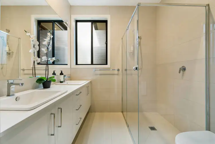 Sixth view of Homely townhouse listing, 3B Taylor Court, Mount Waverley VIC 3149