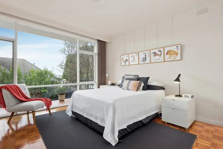 Fourth view of Homely apartment listing, 3/33 Studley Park Road, Kew VIC 3101