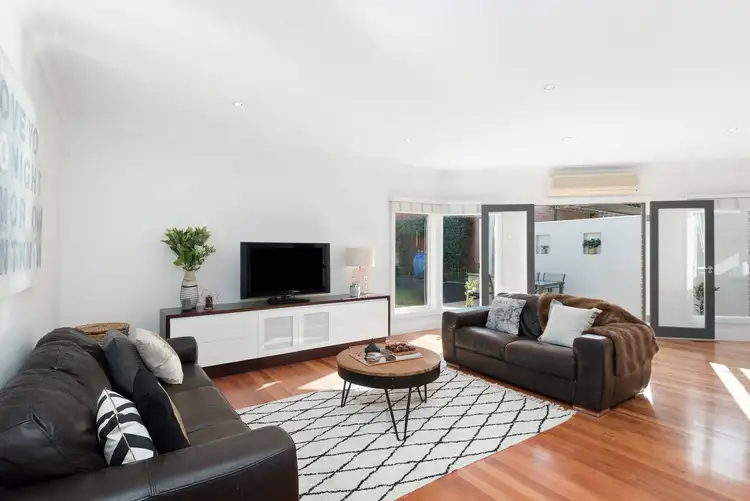 Fourth view of Homely house listing, 7 Gloucester Drive, Heidelberg VIC 3084