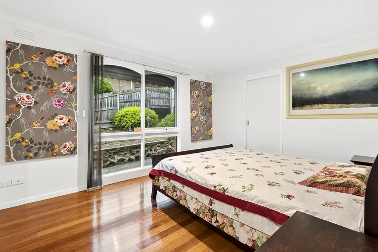 Sixth view of Homely house listing, 29 William Perry Close, Endeavour Hills VIC 3802