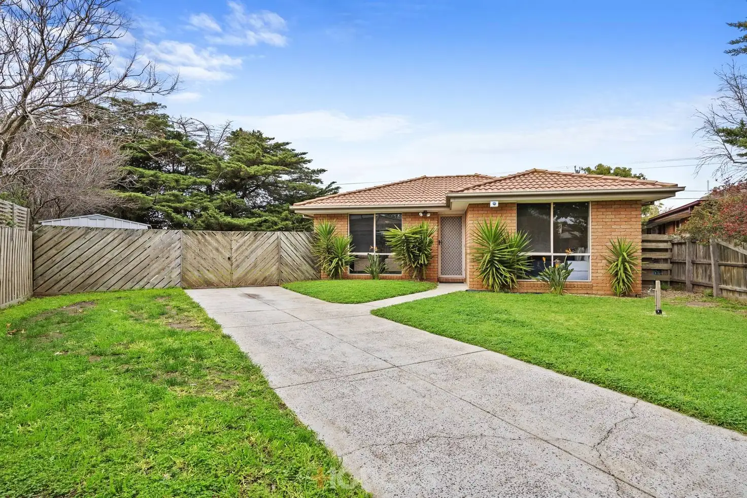 Main view of Homely house listing, 5 Carmarthen Close, Werribee VIC 3030