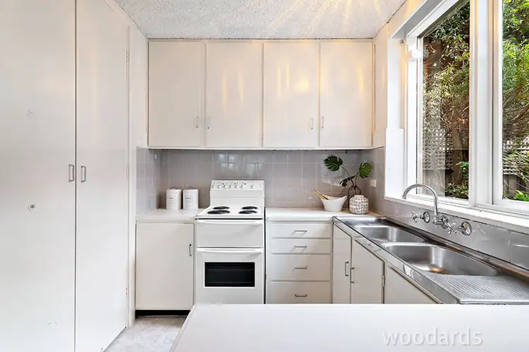 Second view of Homely apartment listing, 3/5 Grandview Grove, Hawthorn East VIC 3123