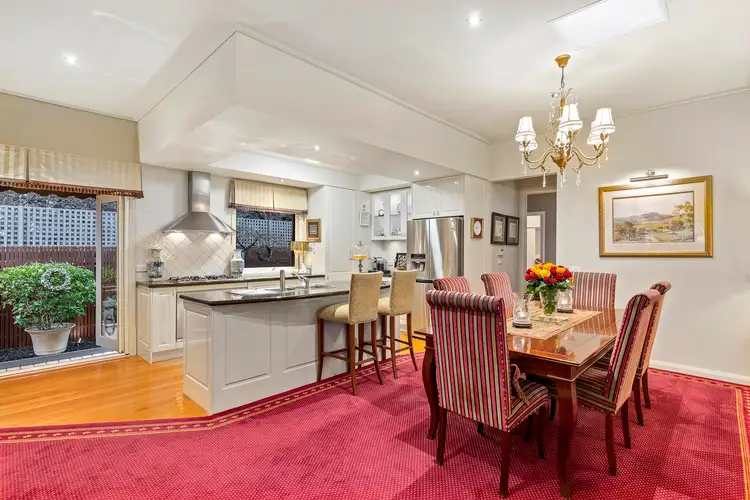 Fourth view of Homely unit listing, 2/136 Yarrbat Avenue, Balwyn VIC 3103
