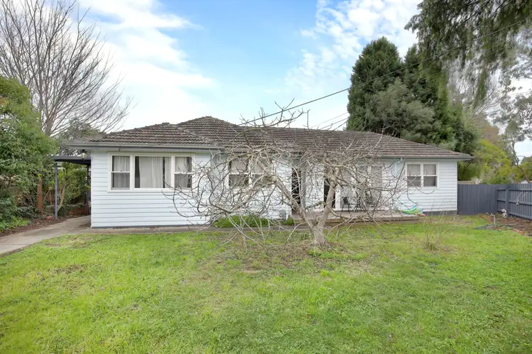 21 Basingstoke Road, Mitcham VIC 3132
