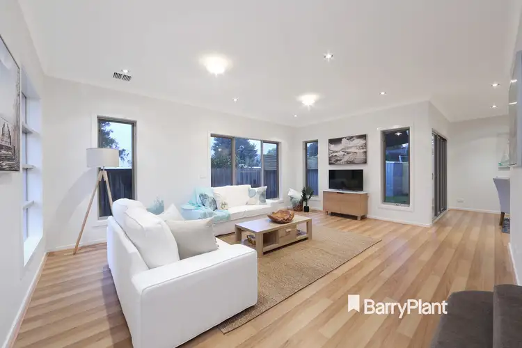 1/273 Dandelion Drive, Rowville VIC 3178