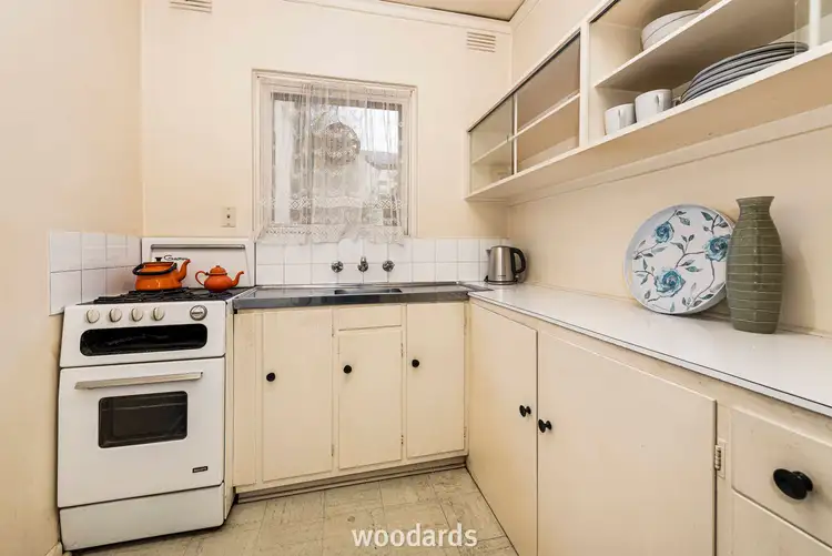 Fifth view of Homely apartment listing, 5/575 Glenferrie Road, Hawthorn VIC 3122