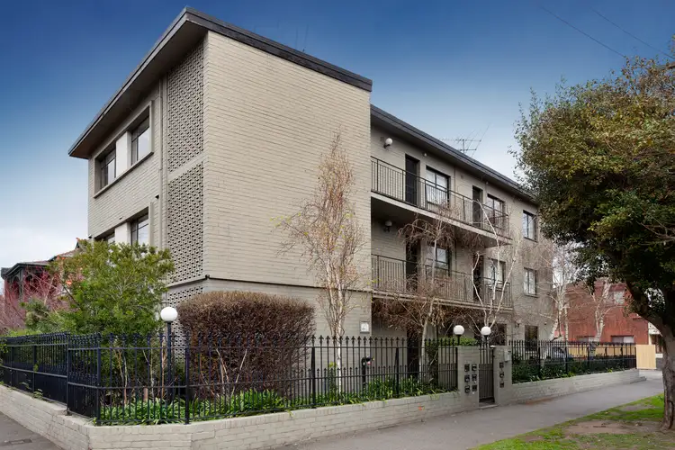 8/143 Canterbury Road Road, Middle Park VIC 3206