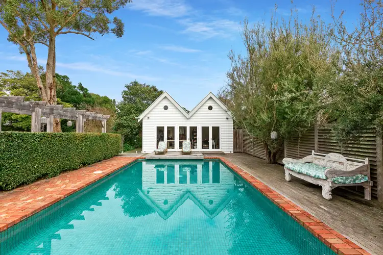 1 Jerula Avenue, Mount Eliza VIC 3930