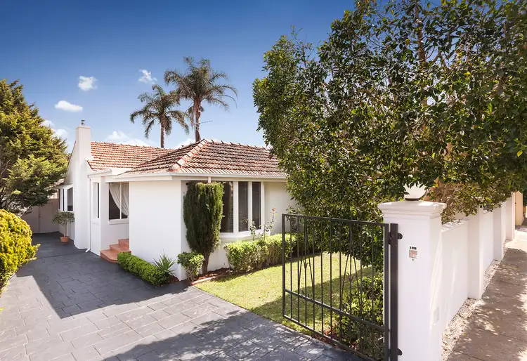 7 Arnold Road, Brighton East VIC 3187