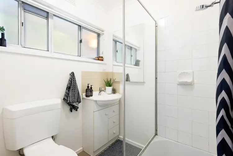 Fourth view of Homely unit listing, 2/96 Blackburn Road, Blackburn VIC 3130