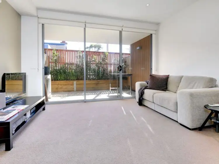 Second view of Homely unit listing, 15/5 Bear Street, Mordialloc VIC 3195