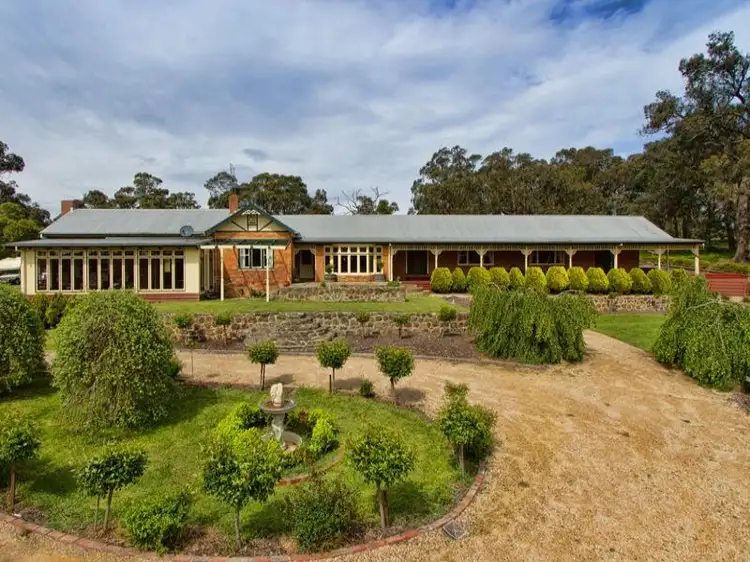 153 Mt Macedon Road, Macedon VIC 3440