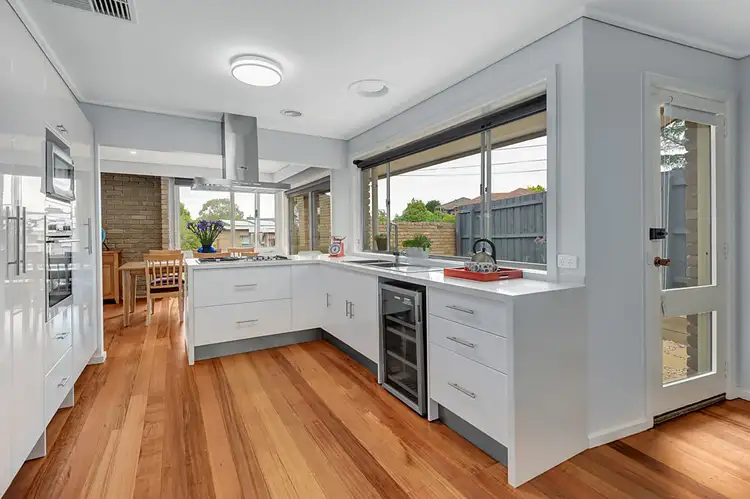 Fourth view of Homely house listing, 2 Neville Court, Viewbank VIC 3084