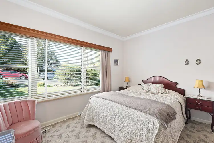 Fifth view of Homely house listing, 5 Coorie Crescent, Rosanna VIC 3084