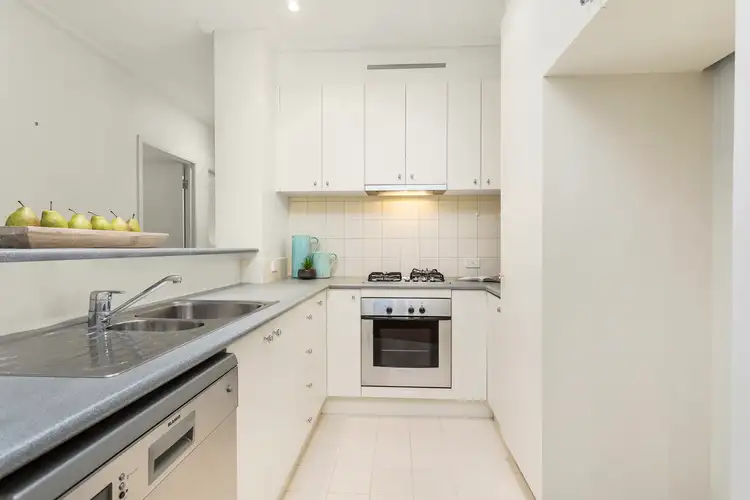 Third view of Homely apartment listing, 31/6 Graham Street, Port Melbourne VIC 3207