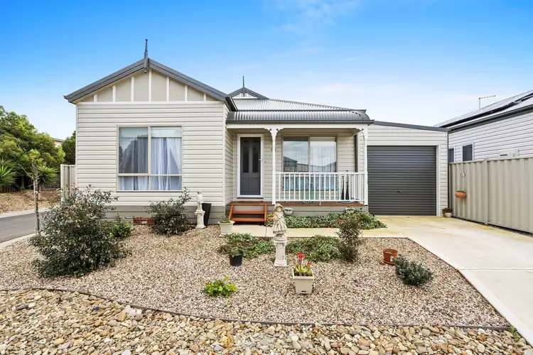 17B/150-168 Bulban Road, Werribee VIC 3030