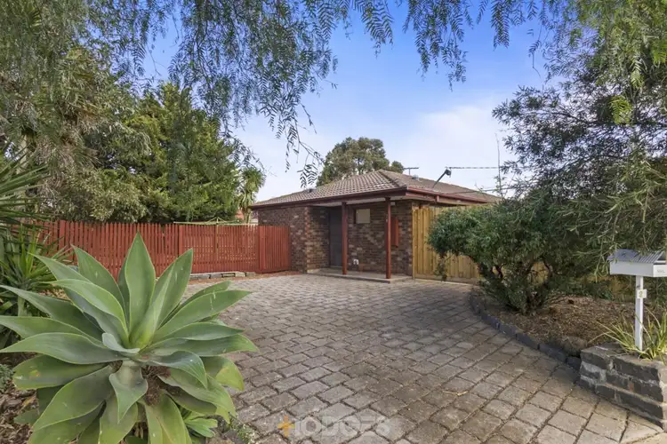 28 Queensbury Way, Werribee VIC 3030