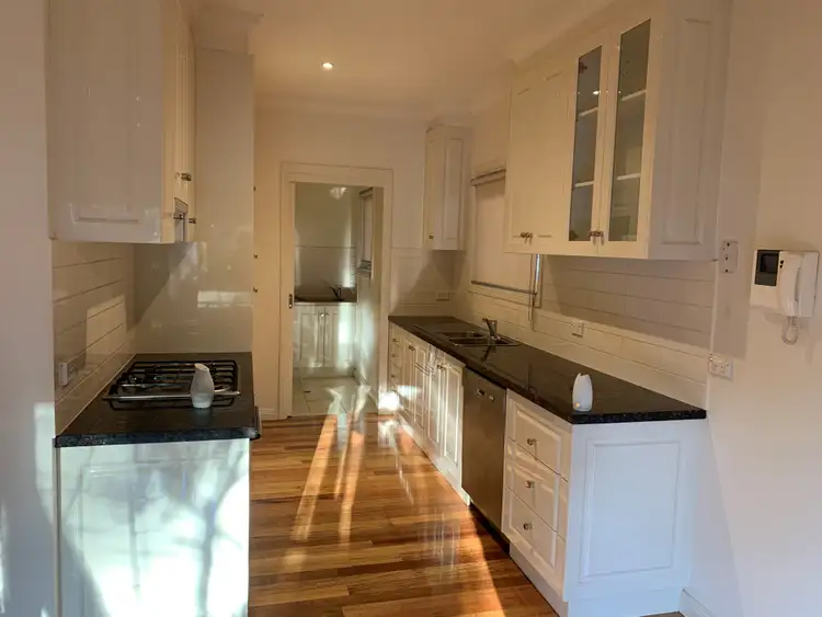 6/7-11 Bronte  Street, Heidelberg VIC 3084