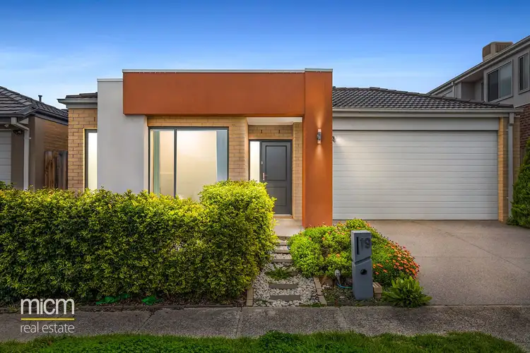 19 Yellowbox Drive, Point Cook VIC 3030