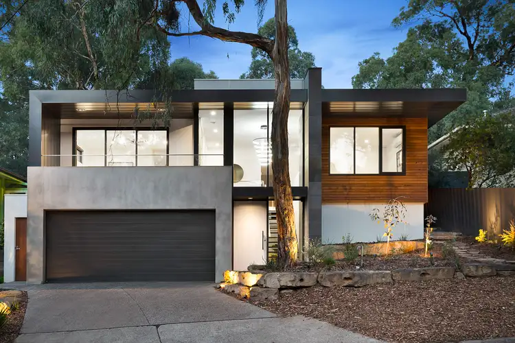 19 Casella Street, Mitcham VIC 3132