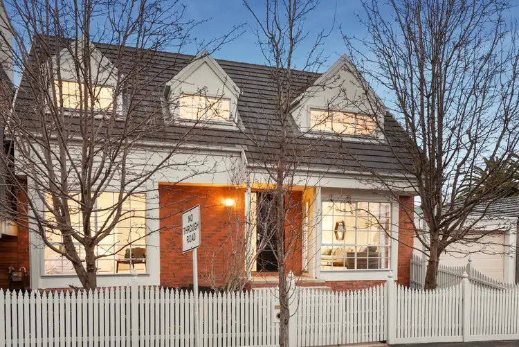 1A Middle Road, Camberwell VIC 3124