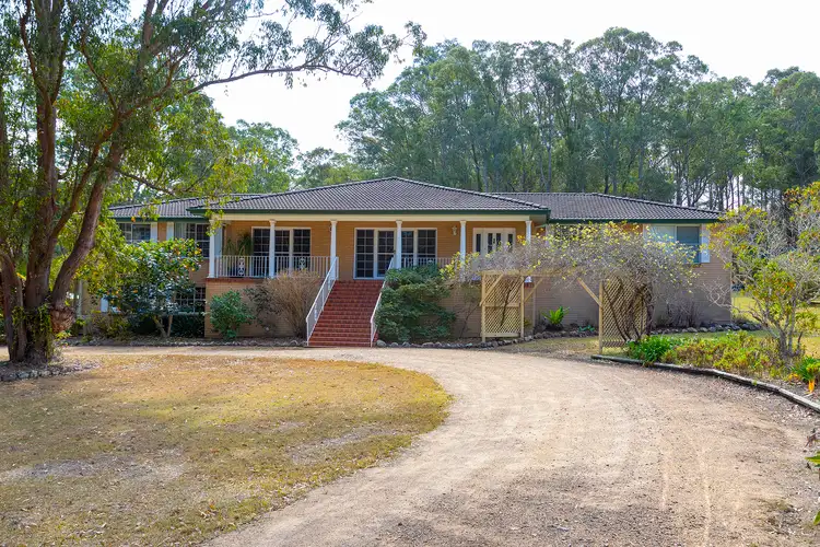 18 Woodlands Drive, Hallidays Point NSW 2430