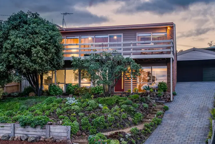 39 Waurnvale Drive, Belmont VIC 3216