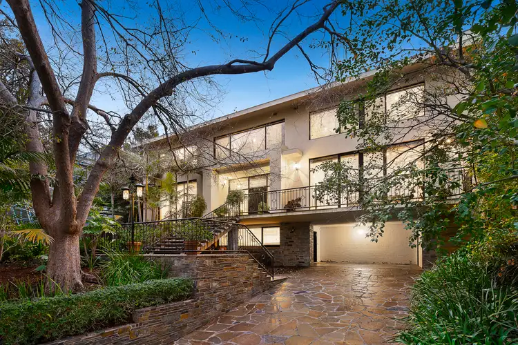 211 Kooyong Road, Toorak VIC 3142