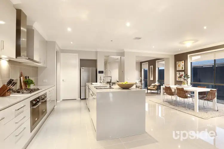 Fifth view of Homely house listing, 3 Carmine Circuit, Burnside VIC 3023