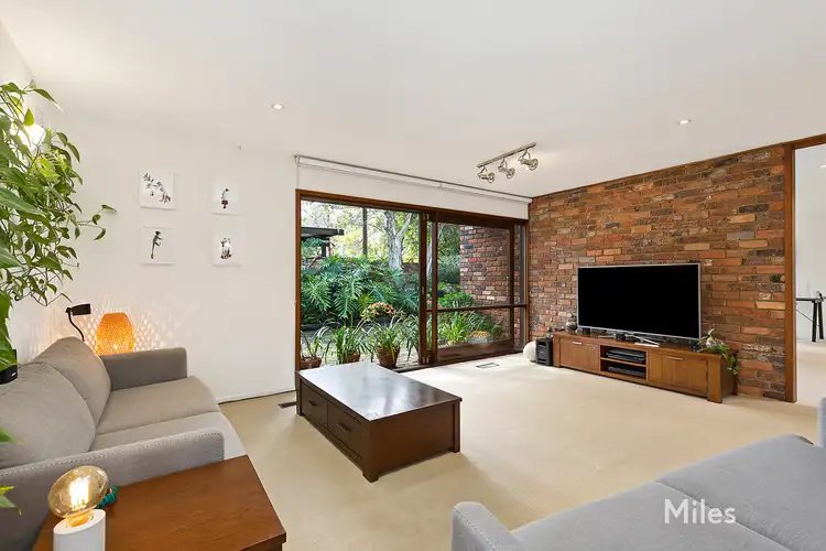 Second view of Homely house listing, 3 Cremin Court, Rosanna VIC 3084