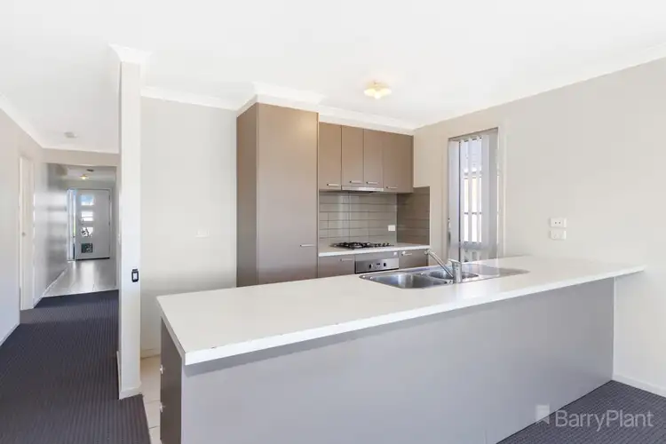 29 Maidenhair Drive, Wallan VIC 3756