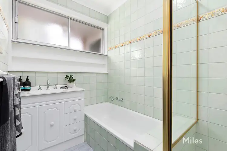 Fifth view of Homely unit listing, 1/52 Locksley Road, Ivanhoe VIC 3079