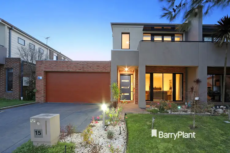 15 Monbulk Crescent, Rowville VIC 3178