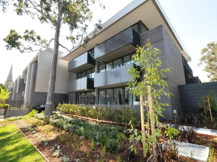 1.20/828 Burke Road, Camberwell VIC 3124