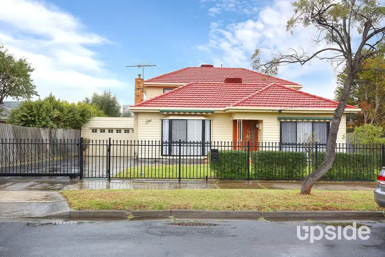 1 Malcolm Street, Oak Park VIC 3046