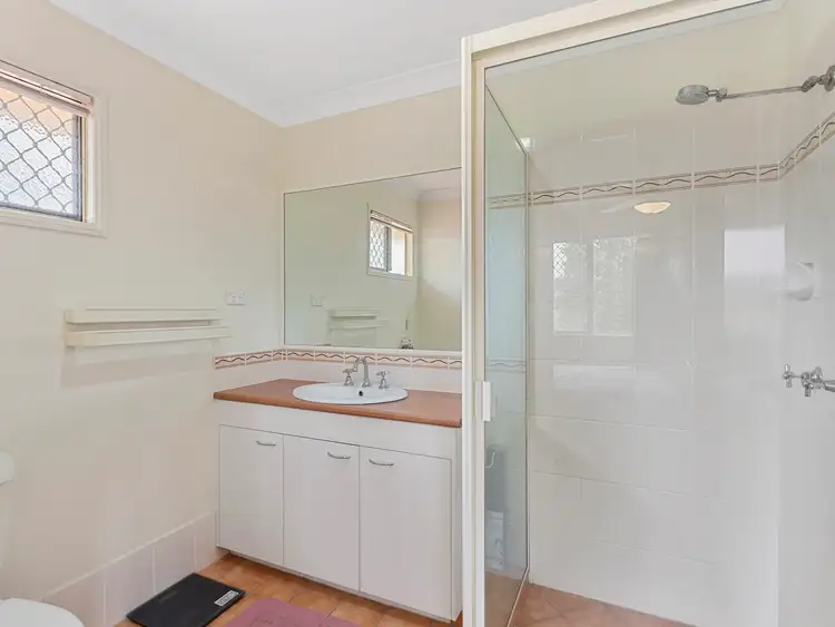 Sixth view of Homely house listing, 4 Peter  Close, Bracken Ridge QLD 4017