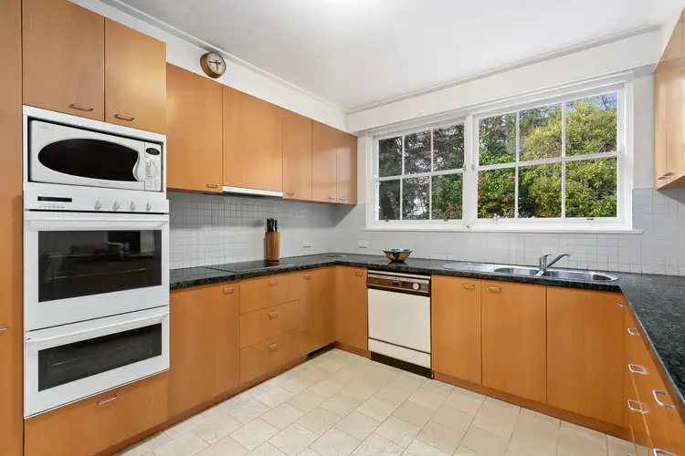 Sixth view of Homely house listing, 4 Nareeb Court, Toorak VIC 3142