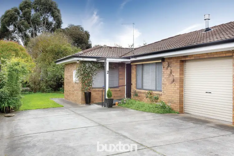 2/23 Canterbury Street, Brown Hill VIC 3350