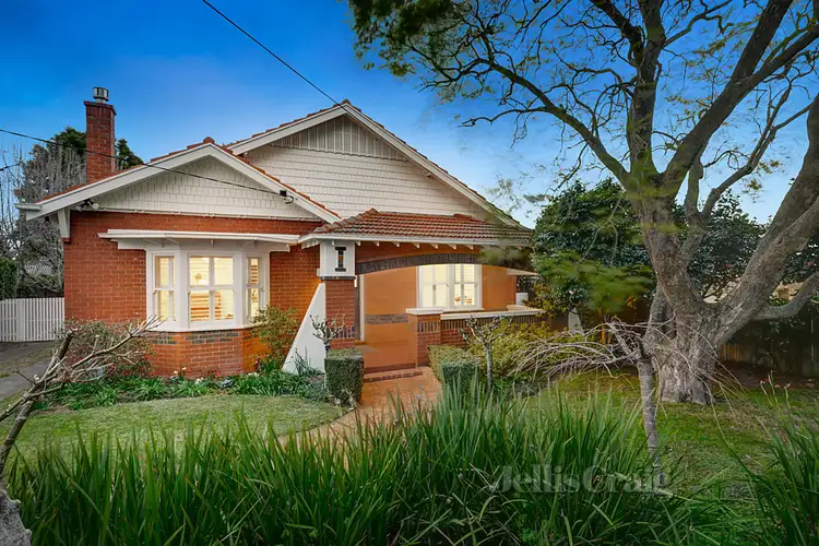 54 McKinnon Road, Mckinnon VIC 3204