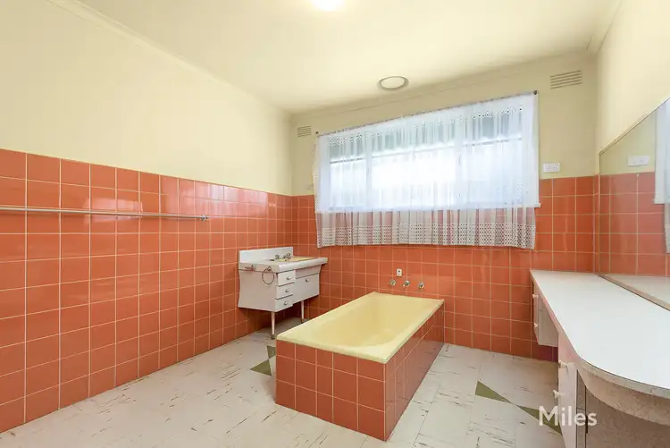 Fifth view of Homely house listing, 5 Cantala Avenue, Rosanna VIC 3084